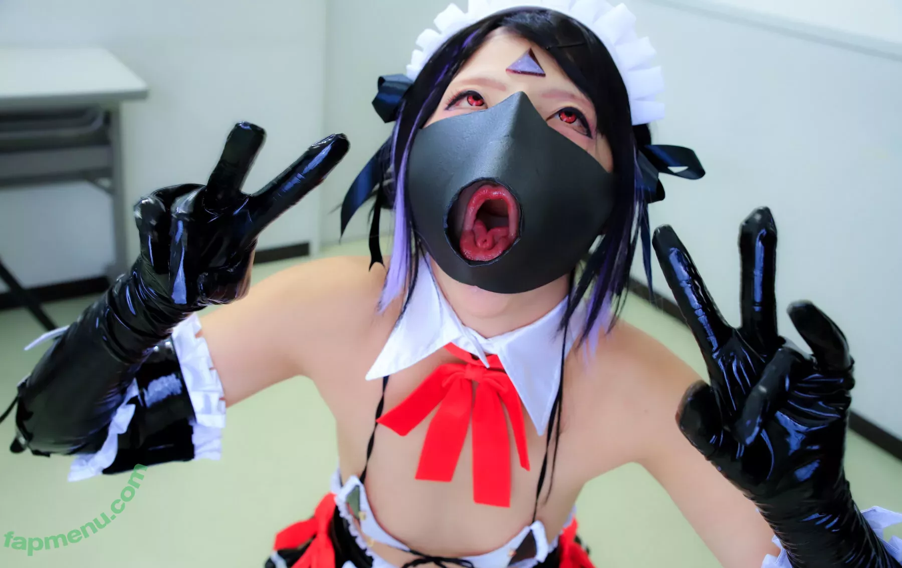 como.exe nude photo #0061 (Comonun / hitori.exe)
