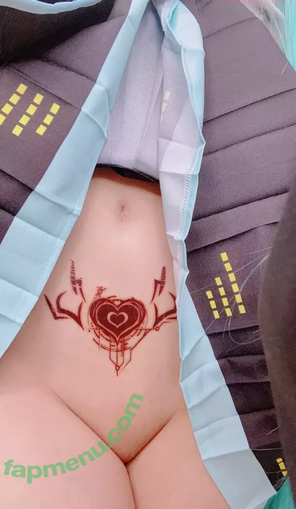 como.exe nude photo #0103 (Comonun / hitori.exe)