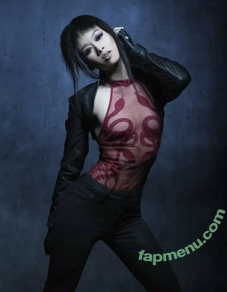 Connie Han nude photo #0001 (conniehanjazz)