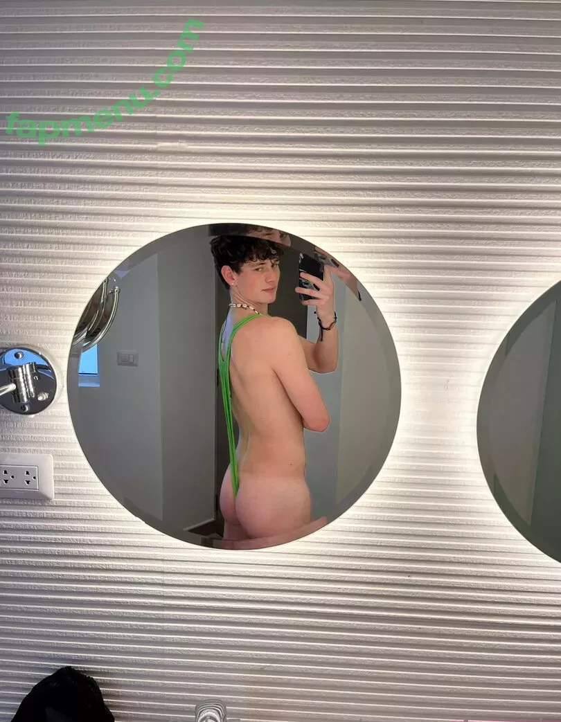 connor4woods nude photo #0019 (connorwood4)