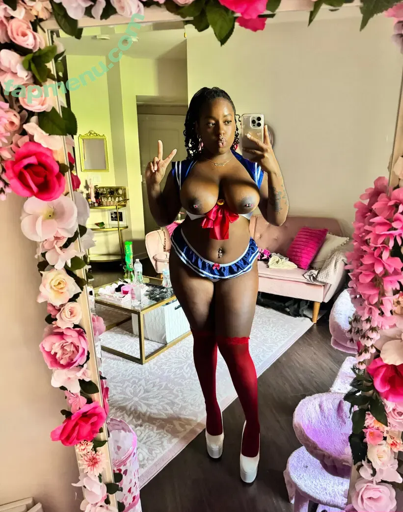 CookieSwirlXXX nude photo #0036 (thecookieswirl)