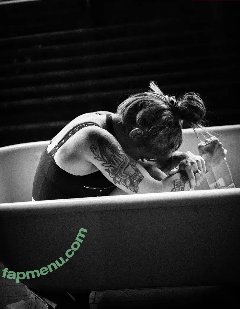 Cora Jade nude photo #0010 (CORALEAJADE / CoraJadeWWE)
