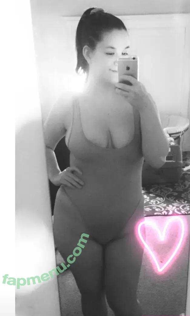 CoraBorealis nude photo #0071 (YourCora / loveyourcora)
