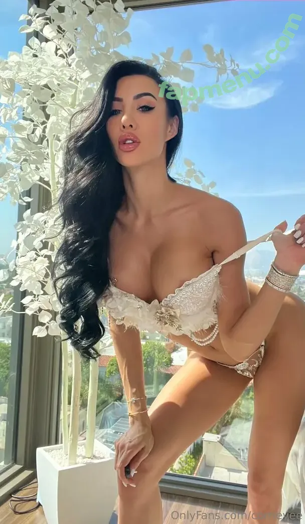 corrieyee nude photo #0005 (corrieyee)