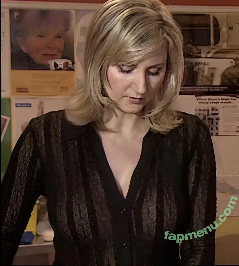 Corrinne Wicks nude photo #0137 (corrinnewicks)