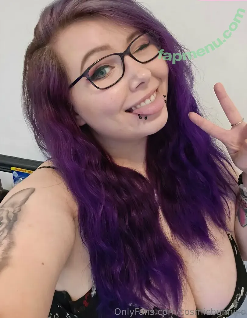 Cosmicbunnixo nude photo #0162 (Chelsea Bennett)
