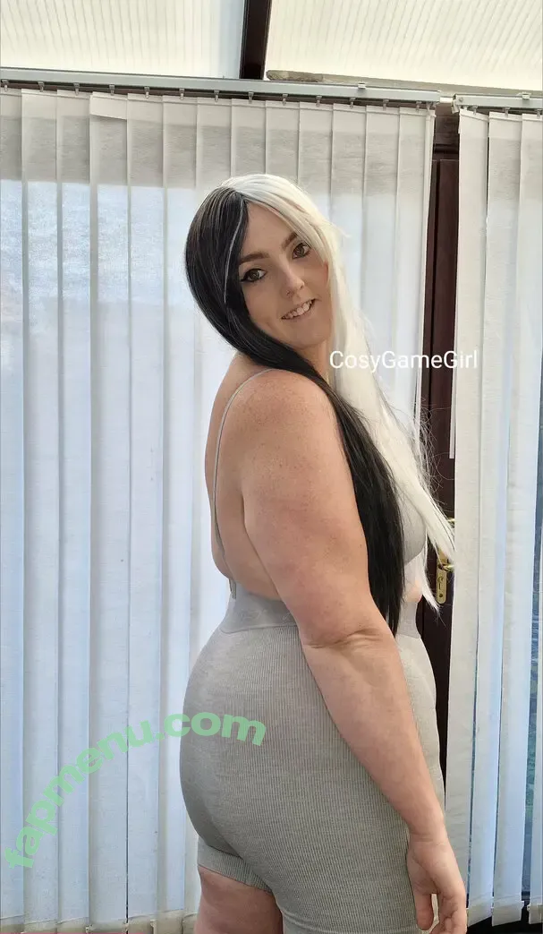 cosygamegirl nude photo #0002 (cosygamegirl)
