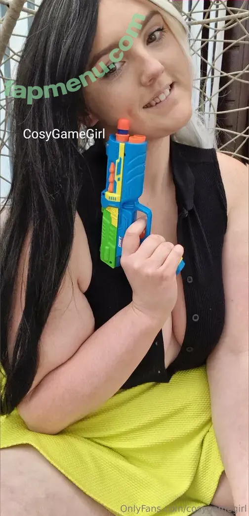 cosygamegirl nude photo #0003 (cosygamegirl)