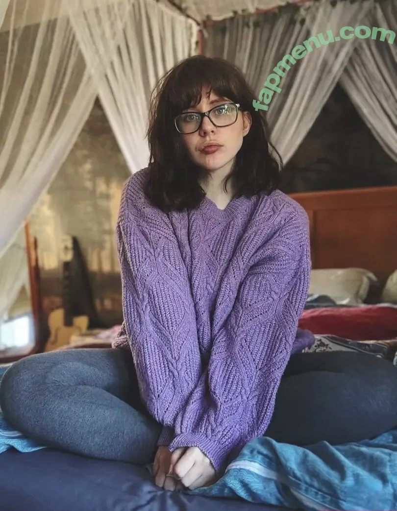 Cottonsox nude photo #0016 (alicecottonsox)