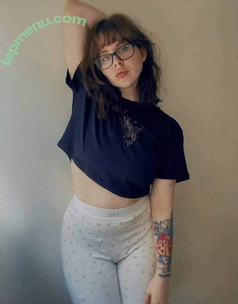 Cottonsox nude photo #0043 (alicecottonsox)