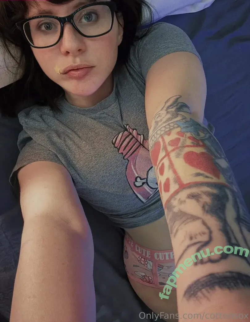 Cottonsox nude photo #0060 (alicecottonsox)