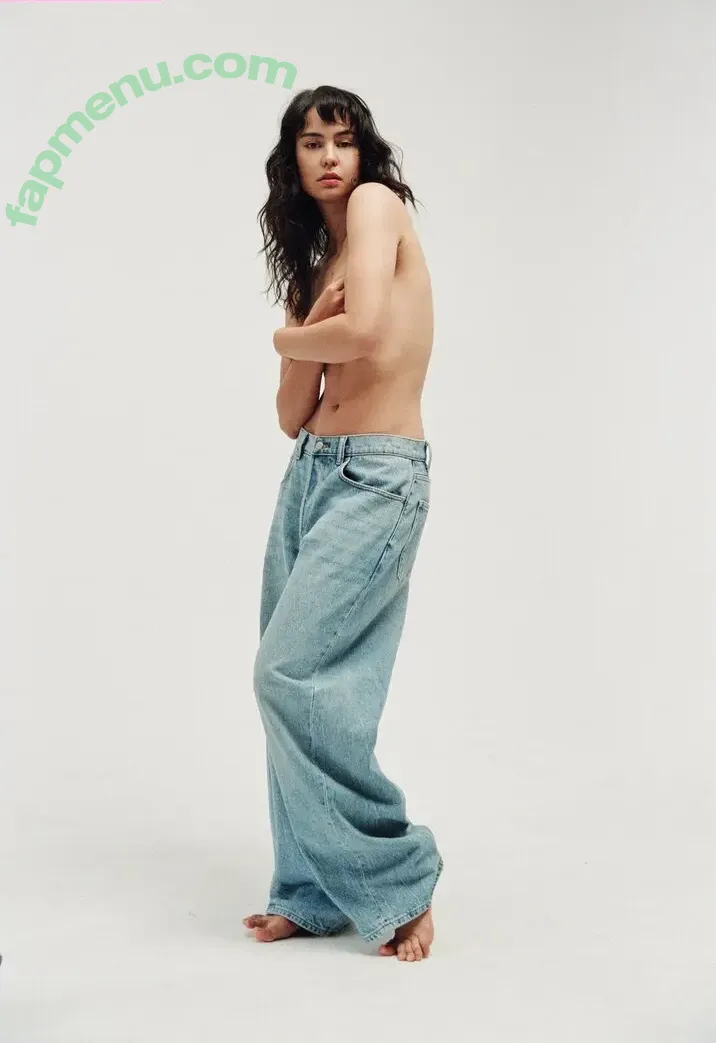 Courtney Eaton nude photo #0056 (courtneyeaton)