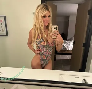 Courtney Hansen / courtney_hansen / courtneyhansen nude photo #0070