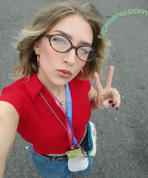 Courtney Miller / co_mill / pikagurlx / typicalvlogs nude photo #0871