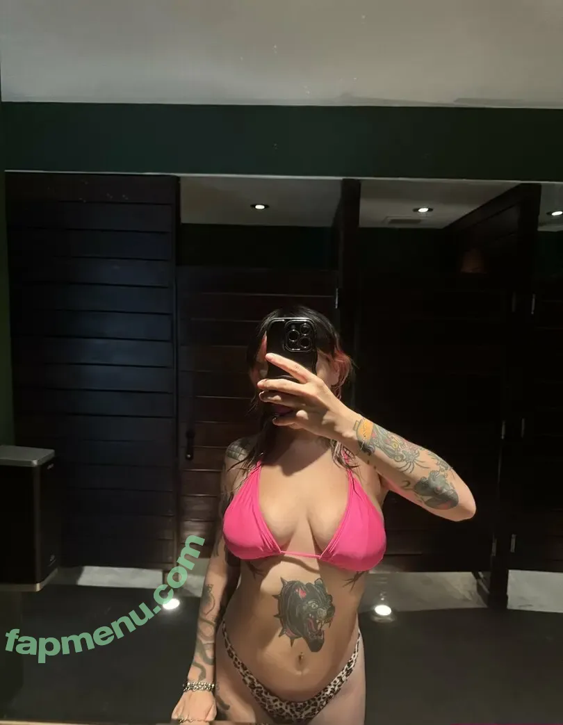 cowgirllaura nude photo #0098 (lauraaadilene)