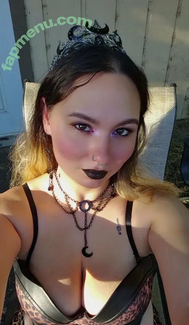 crazy_lil_dork nude photo #0007 (crazy_lil_dork)