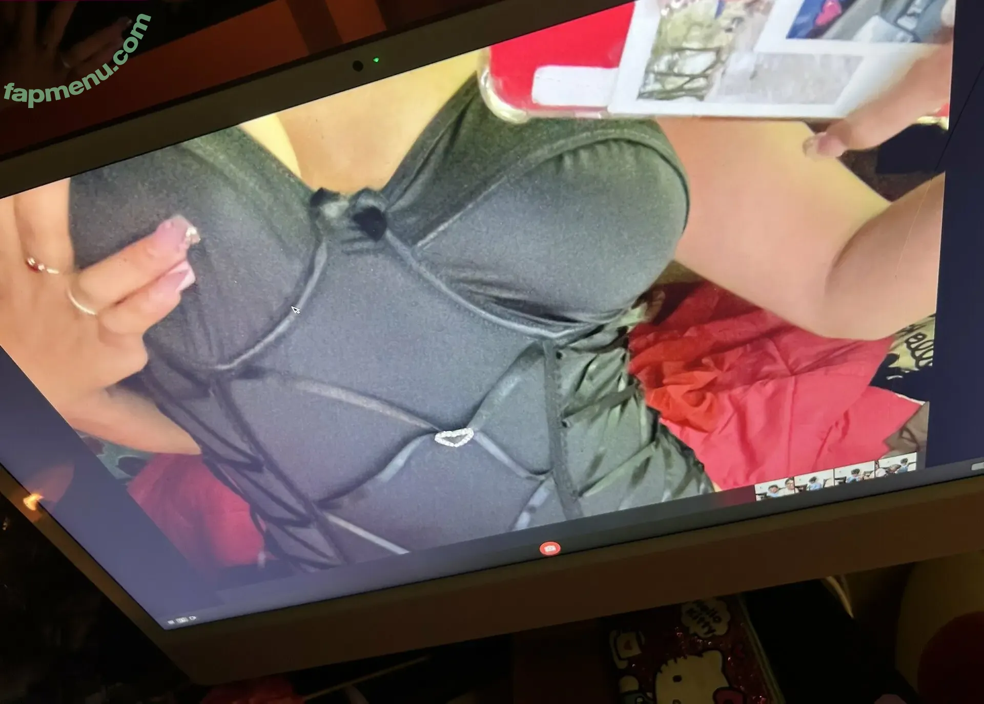 crazyyy4mxxriee nude photo #0012 (crazyyy4mxxriee)