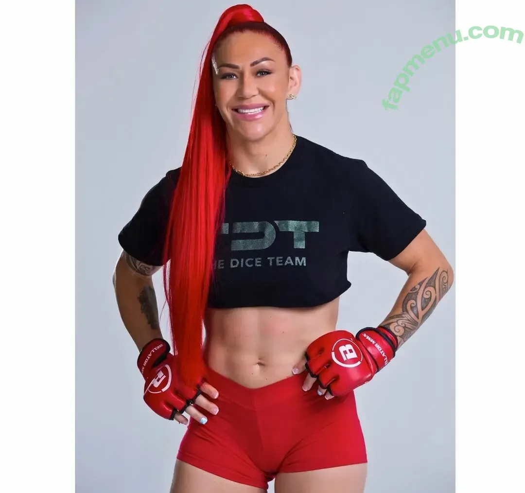 Cris Cyborg nude photo #0001 (MMA Fighter / criscyborg)