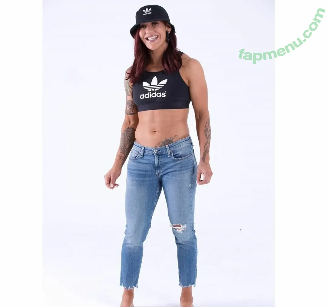 Cris Cyborg nude photo #0006 (MMA Fighter / criscyborg)