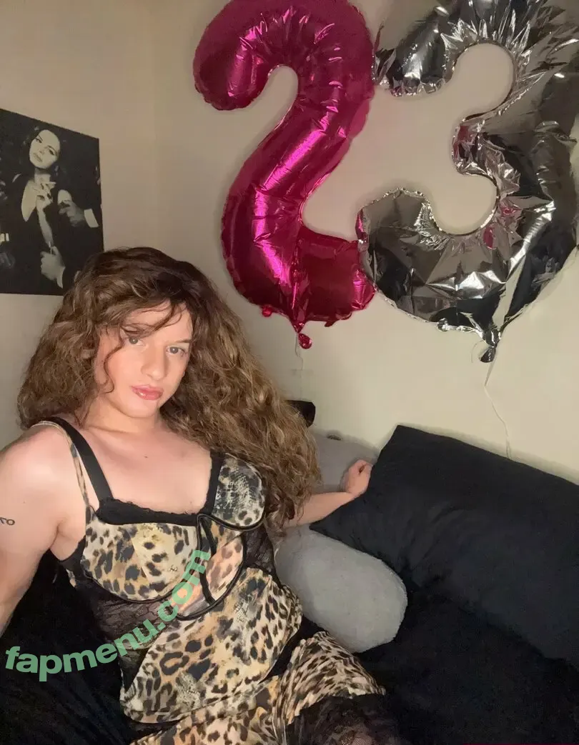 crossdresser_cutie nude photo #0030 (crossdresser_kitty)
