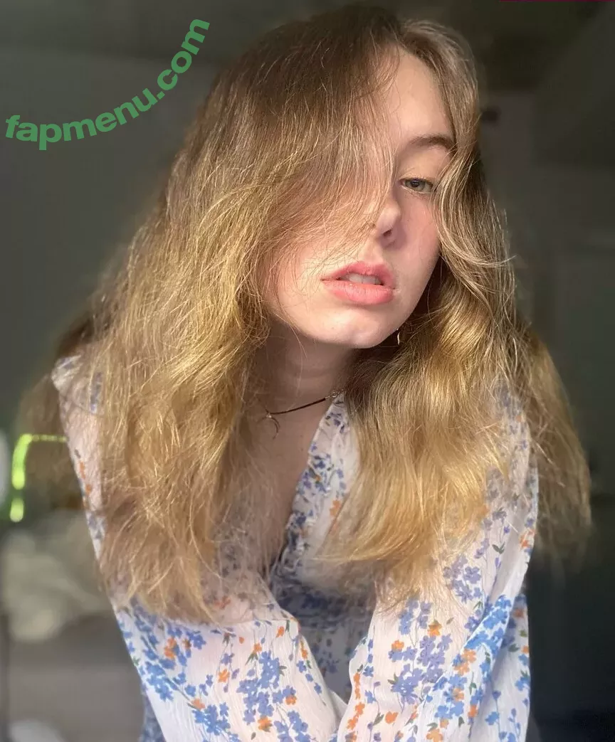 CruelRice nude photo #0003 (elliemariese)