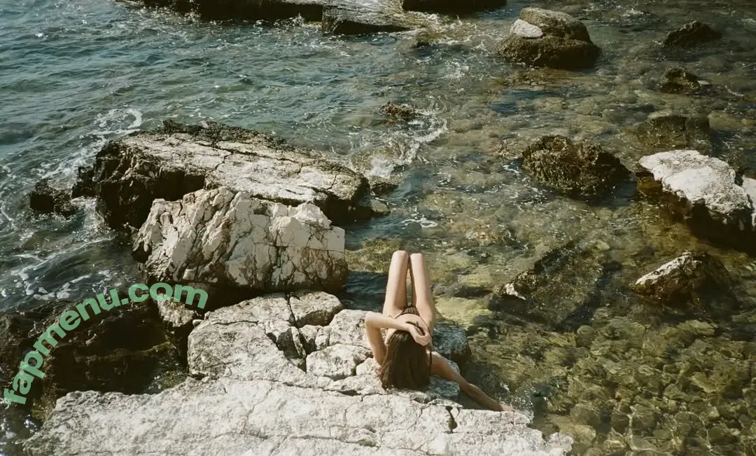 Crystal Reed nude photo #0161 (crystalmreed / crystalreed2)