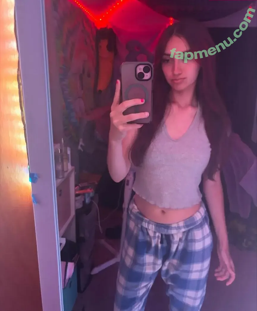 crystalfyee nude photo #0001 (crystalfyee)