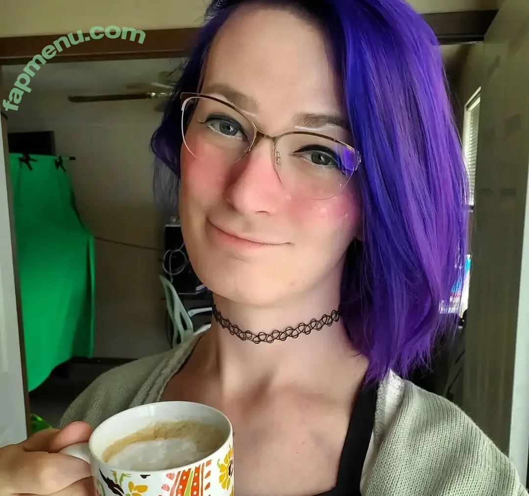 Cuddlebug nude photo #0018 (cuddlebugof)