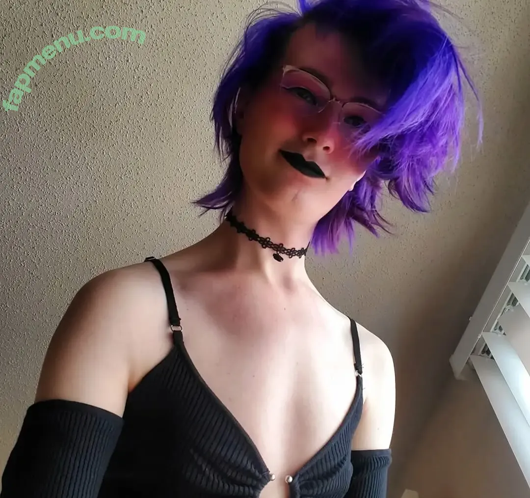 Cuddlebug nude photo #0023 (cuddlebugof)