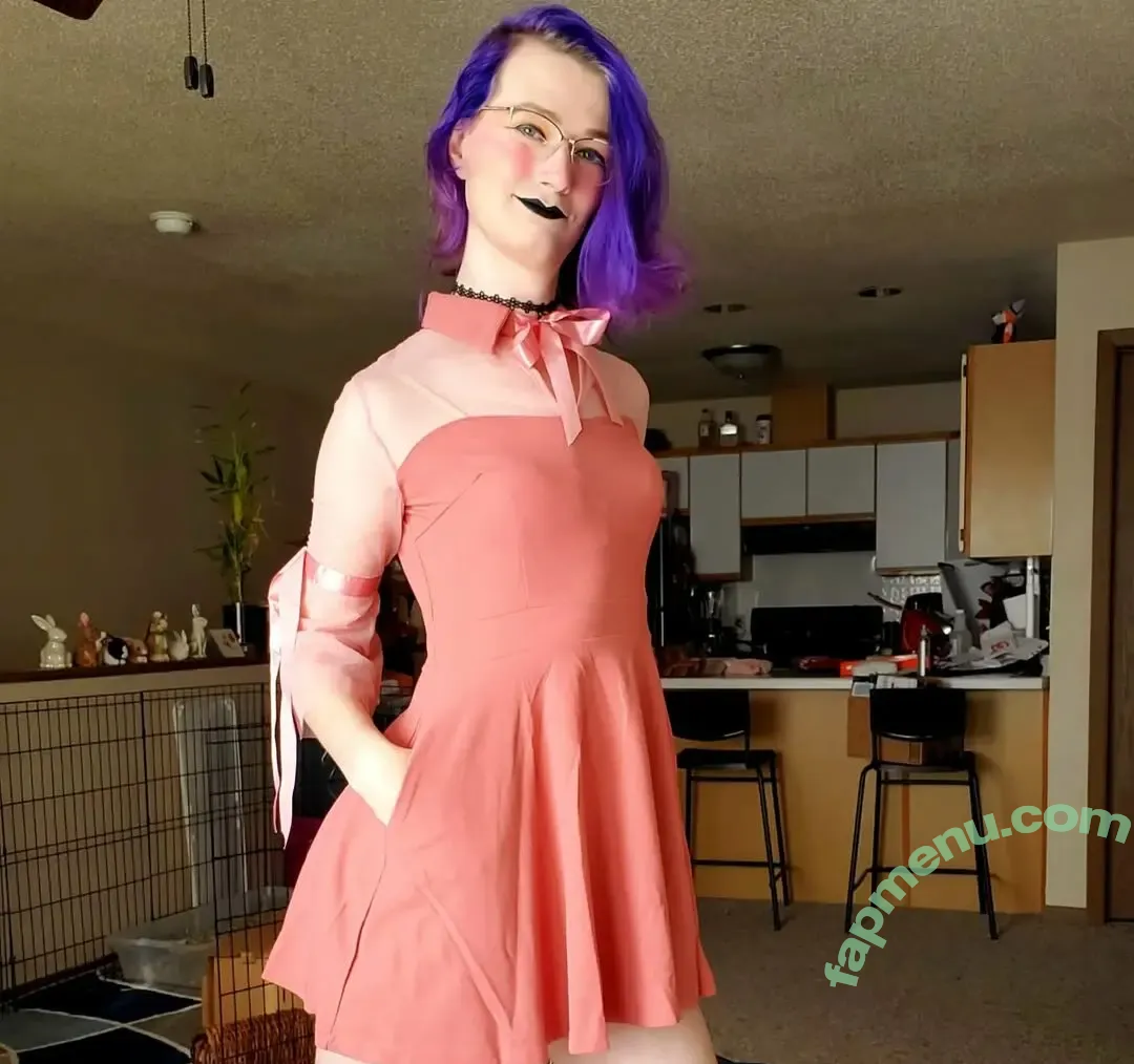 Cuddlebug nude photo #0041 (cuddlebugof)