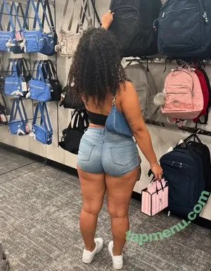 Curlybeanraver nude photo #0042