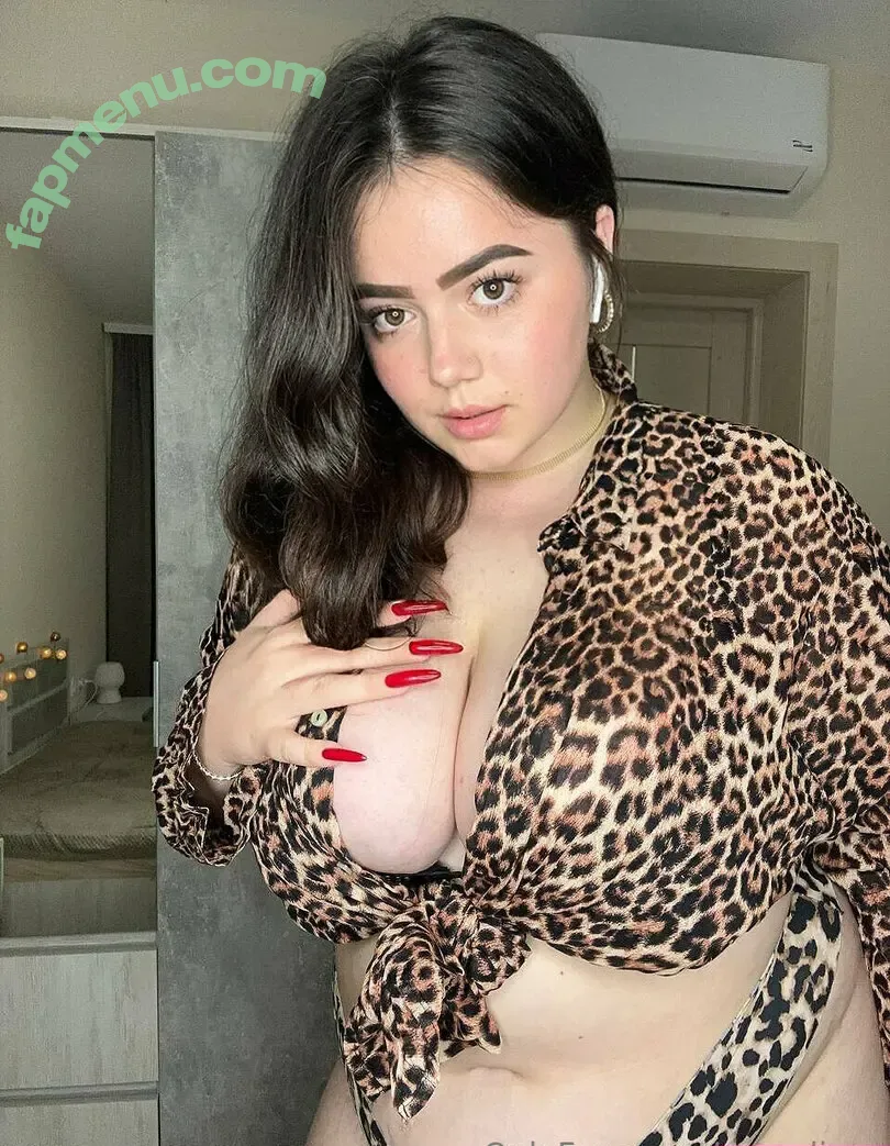 curvylizzz nude photo #0077 (curvystylez)