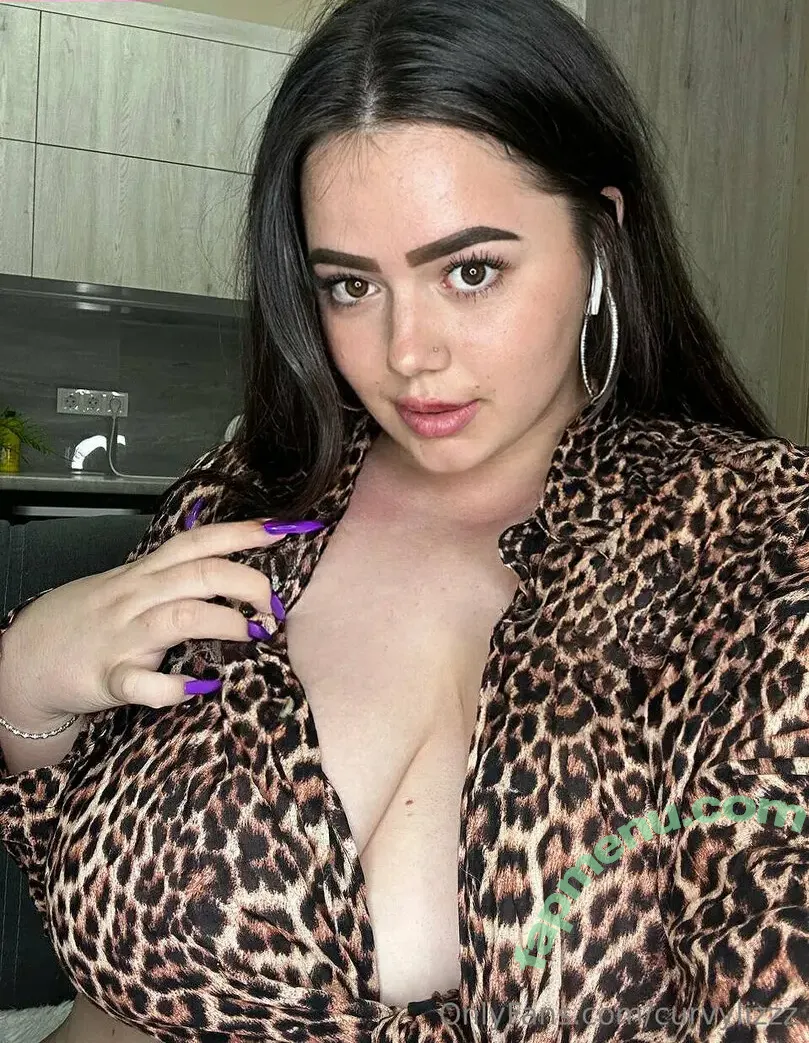 curvylizzz nude photo #0089 (curvystylez)