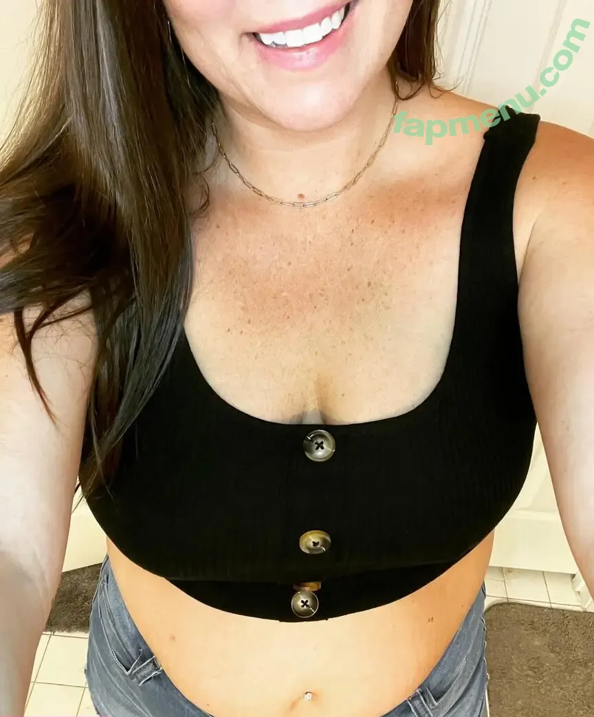 CurvyMama15 nude photo #0007 (curvymama150)