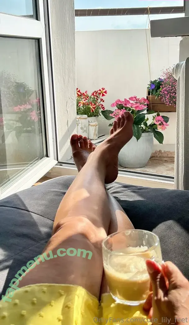 cute_lily_feet nude photo #0027 (cute_lily_feet)