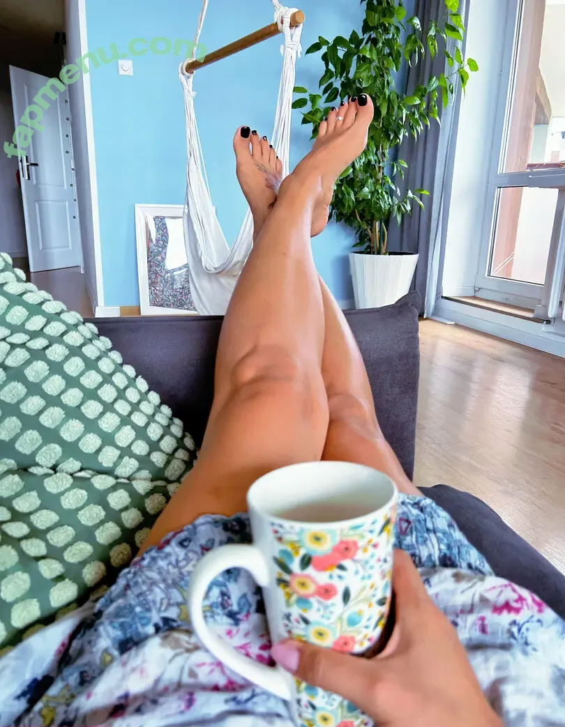 cute_lily_feet nude photo #0027 (cute_lily_feet)