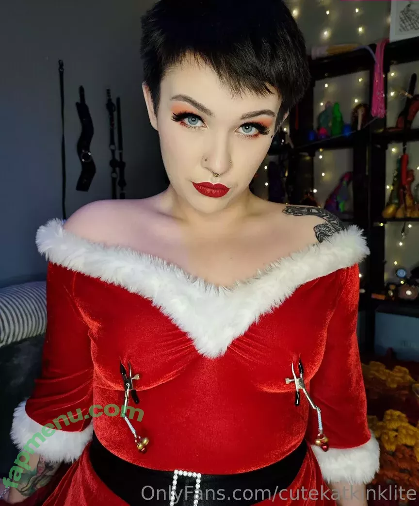 cutekatkinklite nude photo #0035 (kikikline)