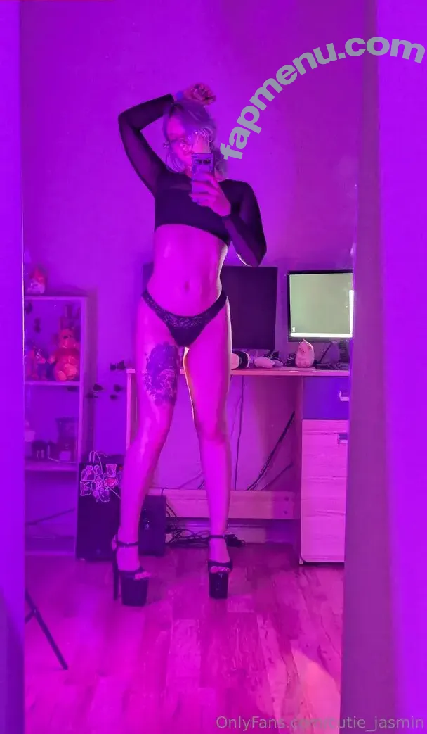 cutie_jasmin nude photo #0081 (09_jas_mine)