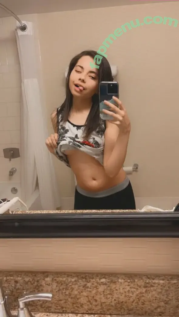 cutieyommy0420 nude photo #0012 (Nightmare_Pandayomu / pandayomu420)