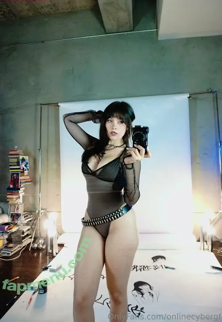 Cyberstephanie nude photo #0044 (Cyberstephanie)