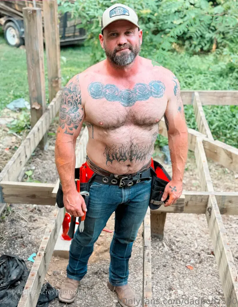 dadbodz520 nude photo #0030 (dadbodz520)