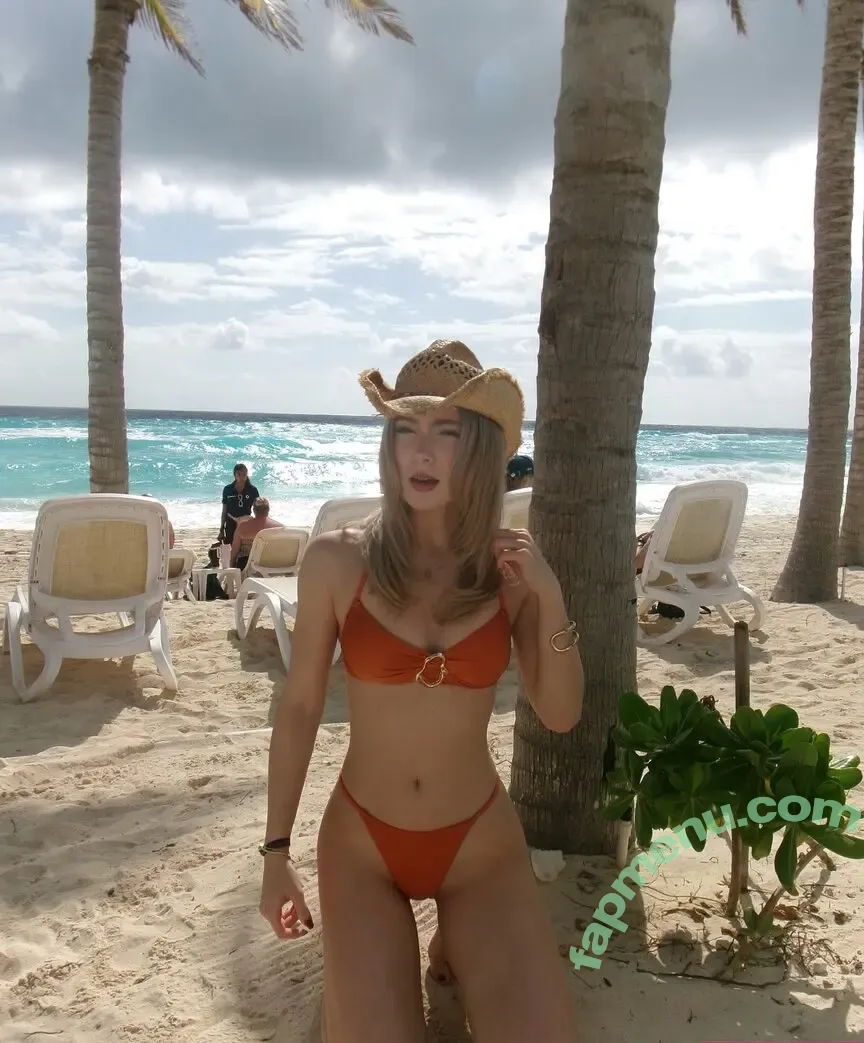 Dafnne Jiménez nude photo #0093 (dafnnejm / whotfisdafnne)