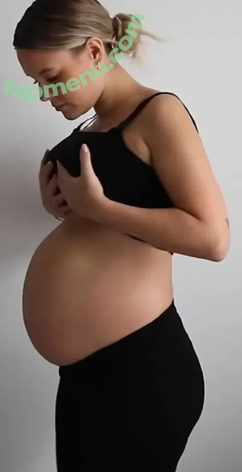 Dagi Bee nude photo #0058 (dagibee)