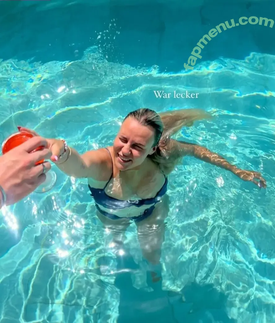 Dagi Bee nude photo #0187 (dagibee)