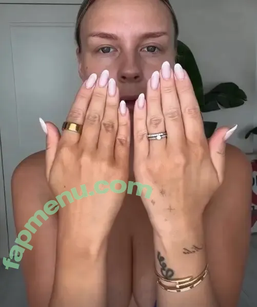 Dagi Bee nude photo #0641 (dagibee)