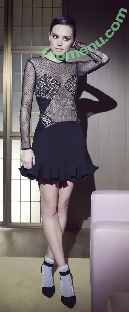Daisy Ridley nude photo #0984 (daisyridley)