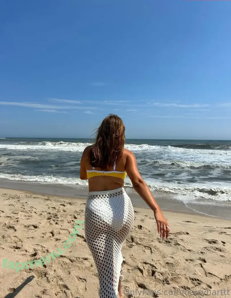daisyharttt nude photo #0025 (daisy_a_hart)