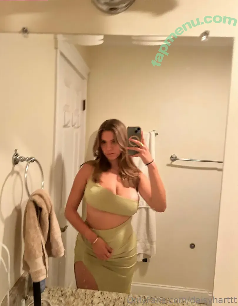 daisyharttt nude photo #0064 (daisy_a_hart)