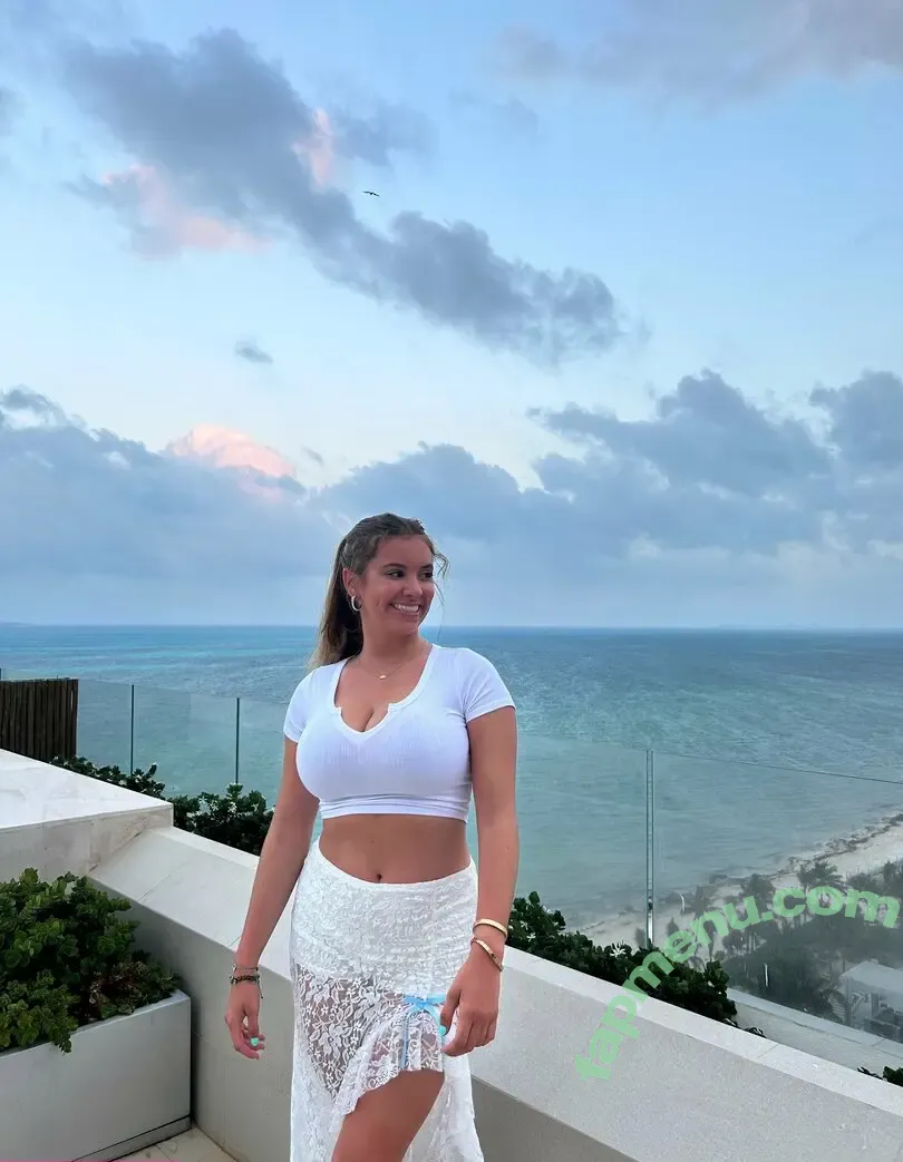 daisyharttt nude photo #0087 (daisy_a_hart)