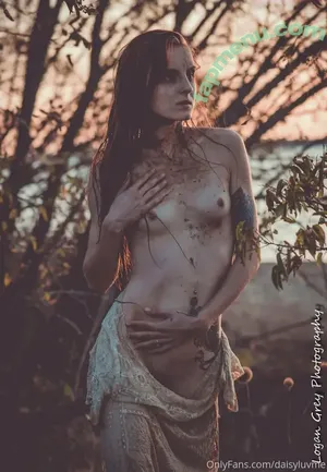  nude photo #0009